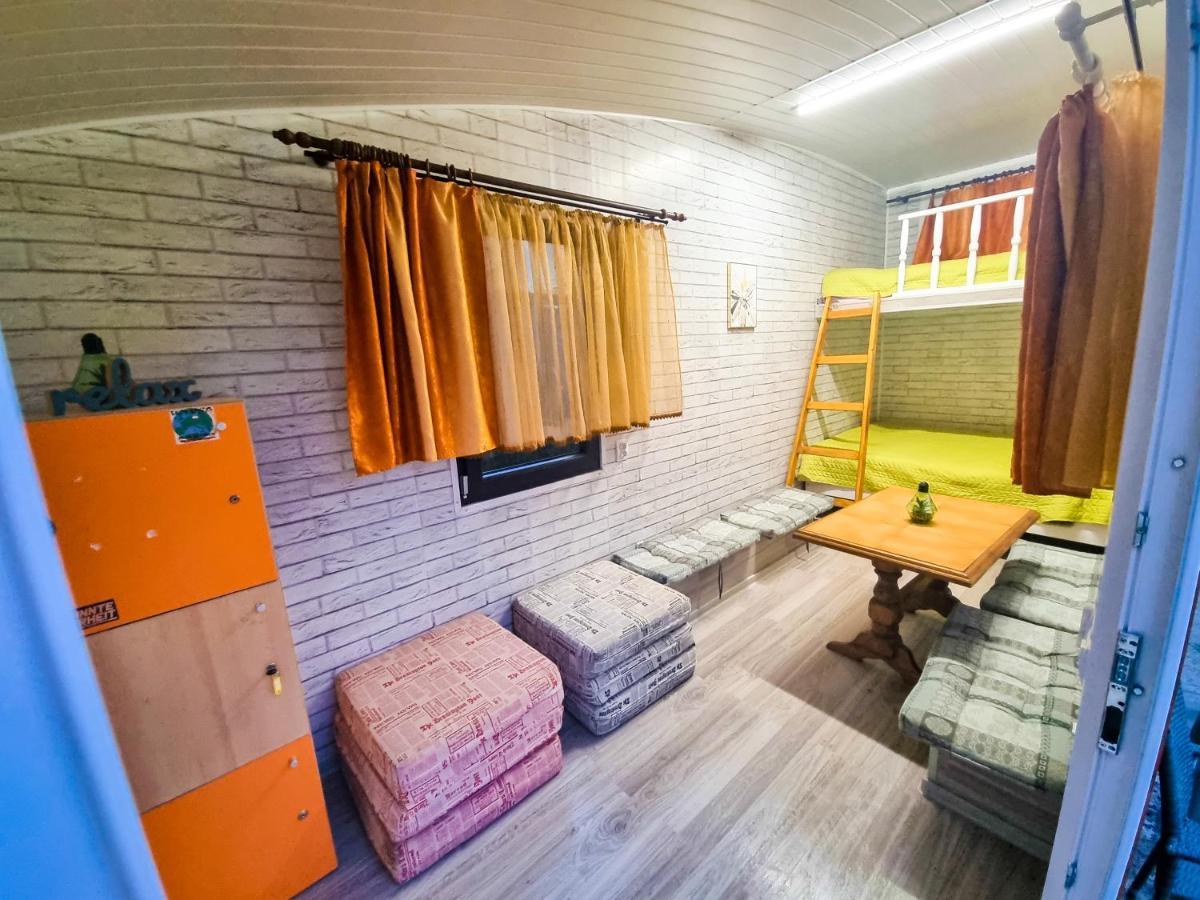 Tiny Houses In The Garden Câmpulung Moldovenesc Екстериор снимка